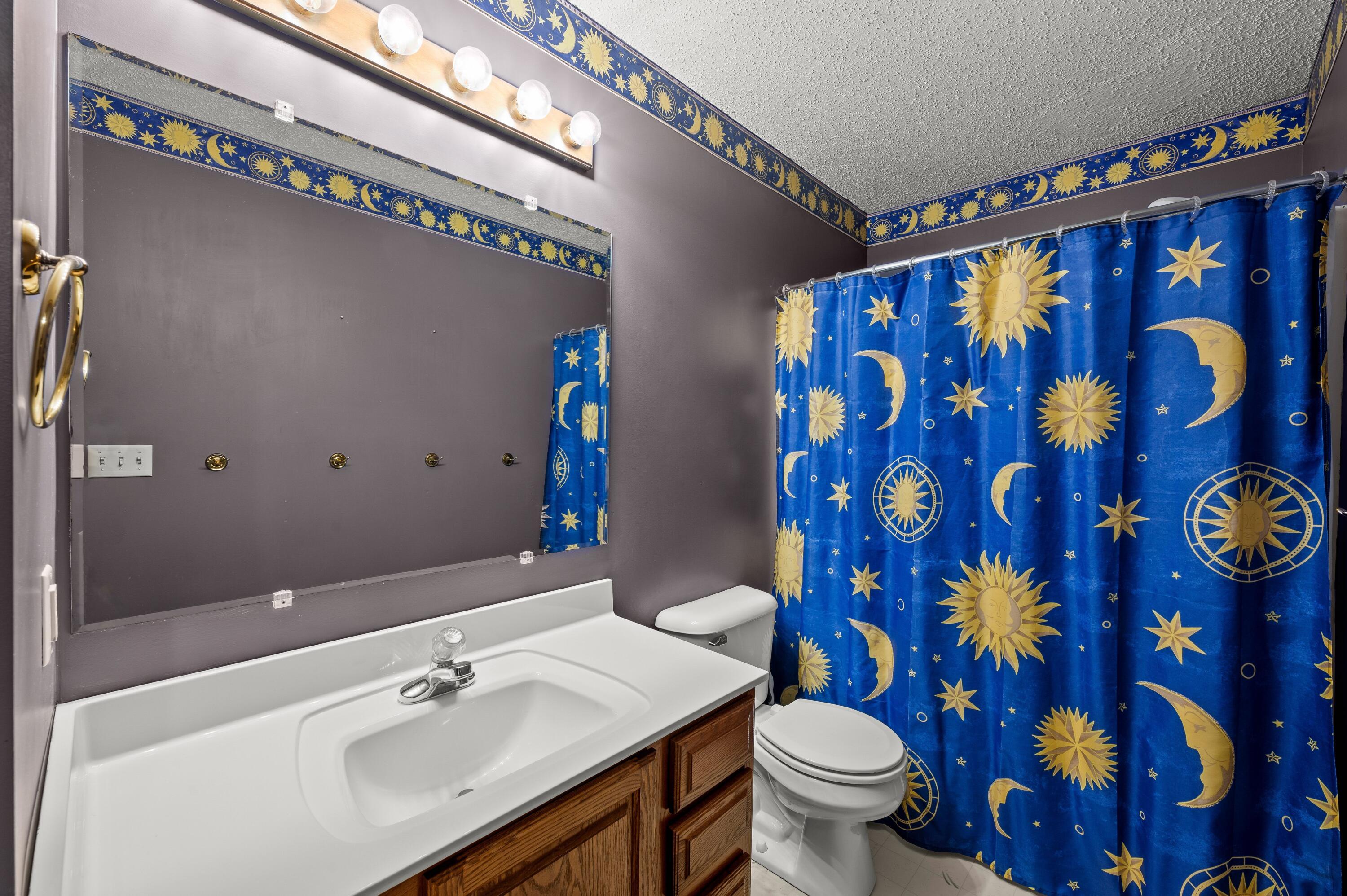 765 Oakridge Road, St. Joseph