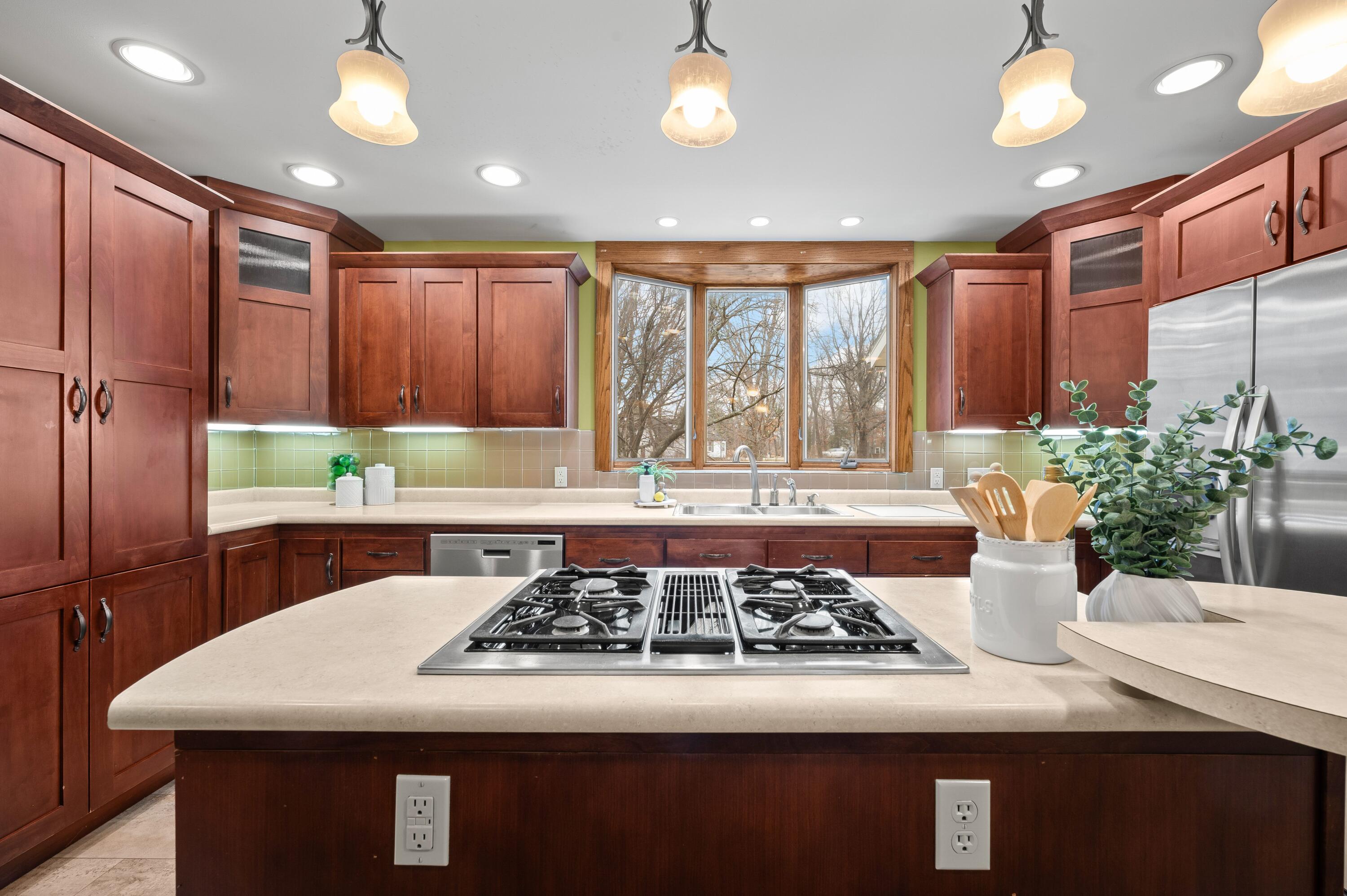 765 Oakridge Road, St. Joseph