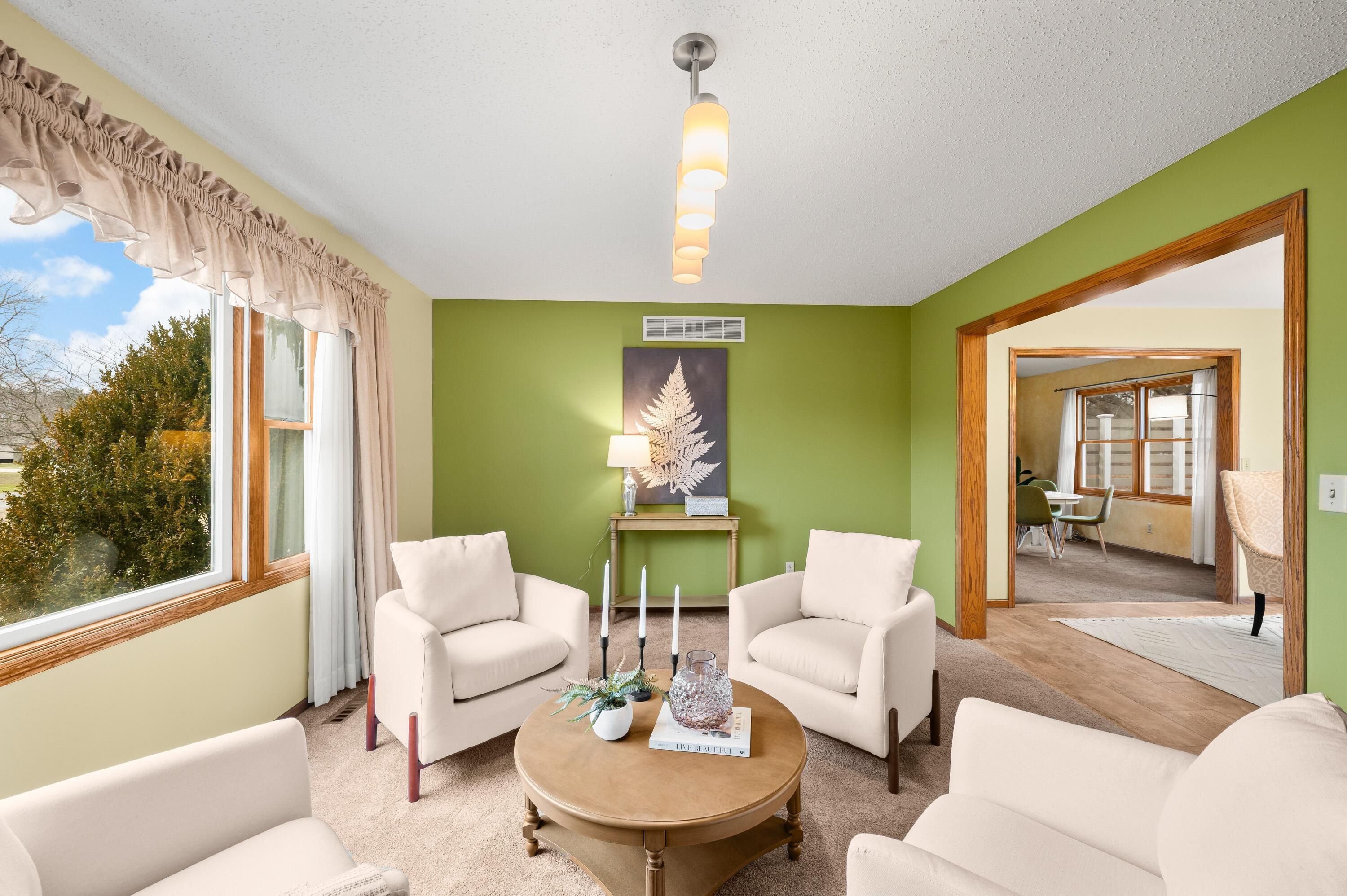 765 Oakridge Road, St. Joseph