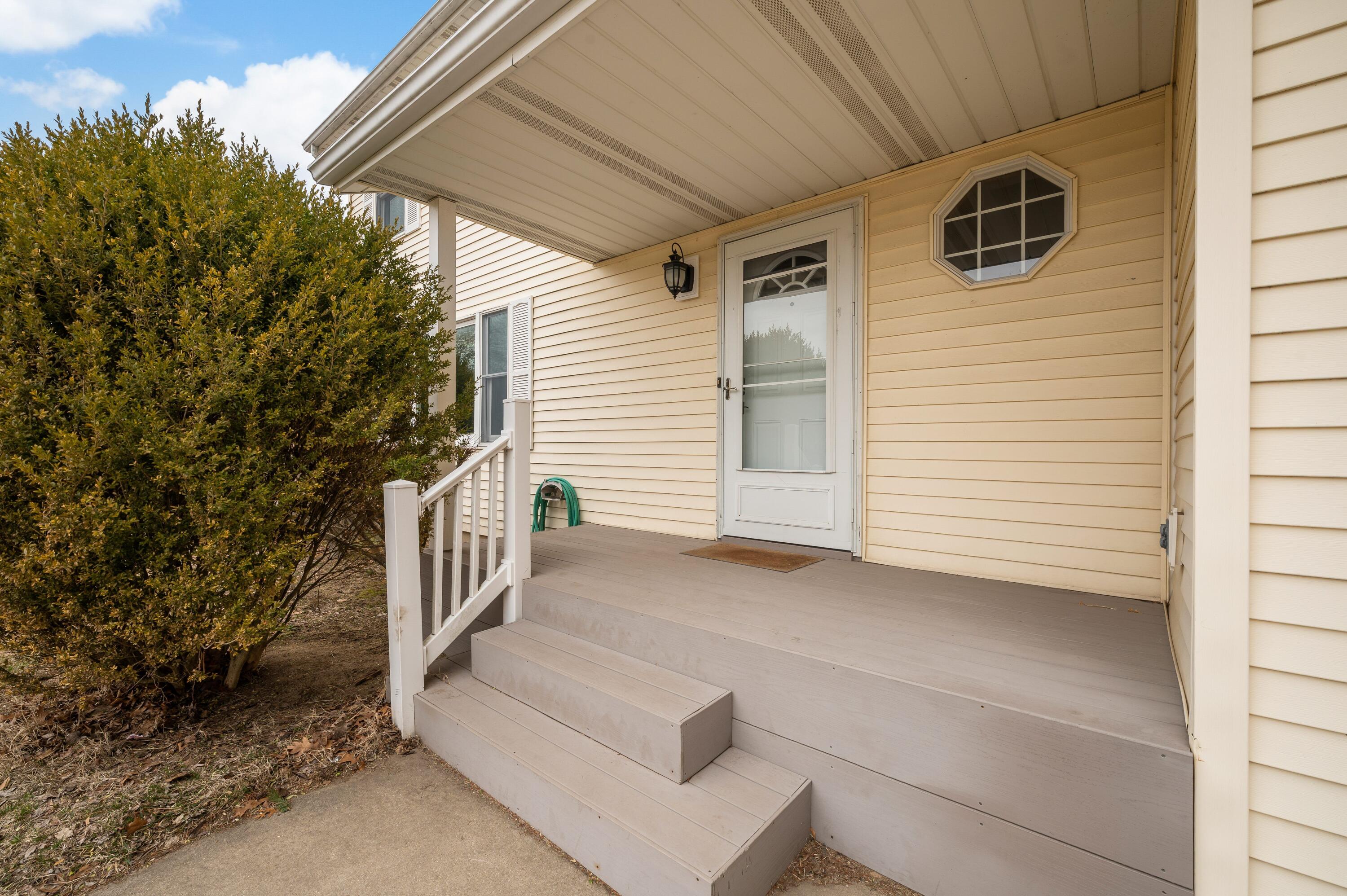 765 Oakridge Road, St. Joseph