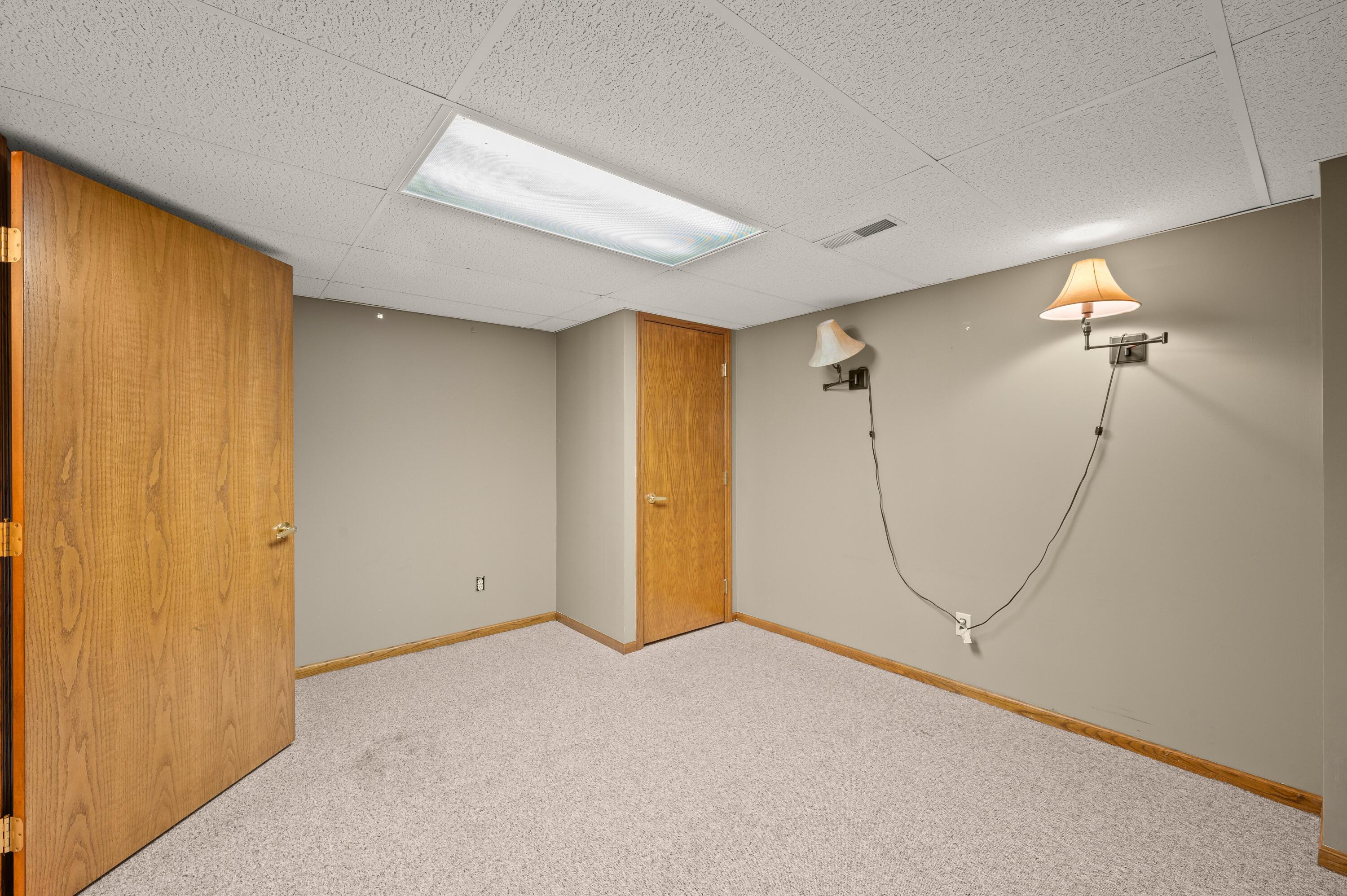 765 Oakridge Road, St. Joseph