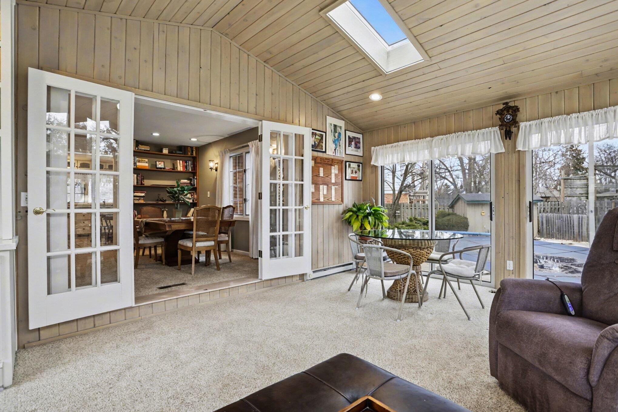 422 Briar Court, St. Joseph