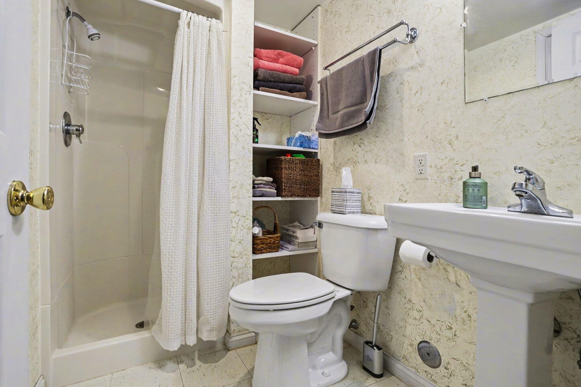 422 Briar Court, St. Joseph