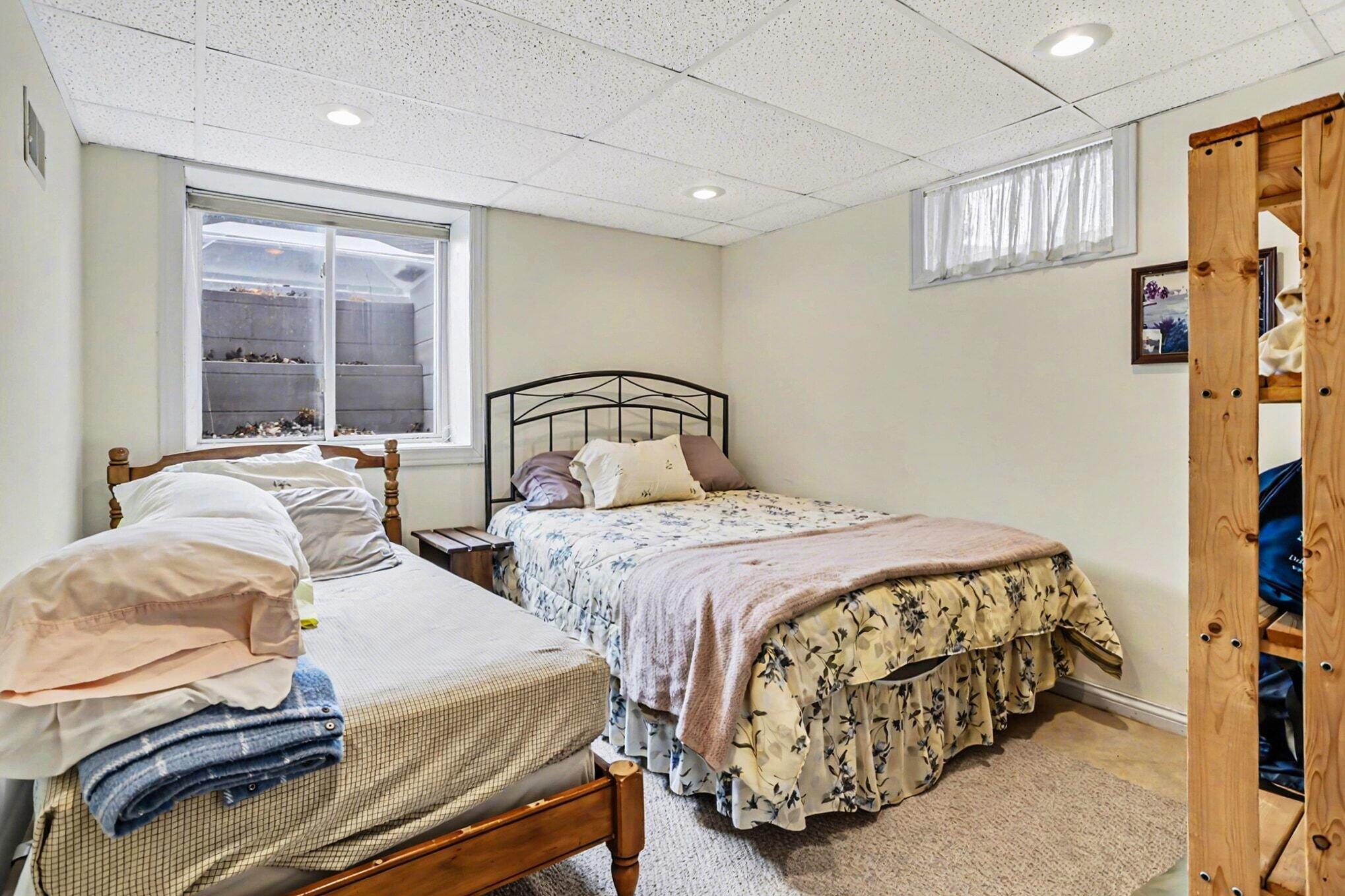 422 Briar Court, St. Joseph