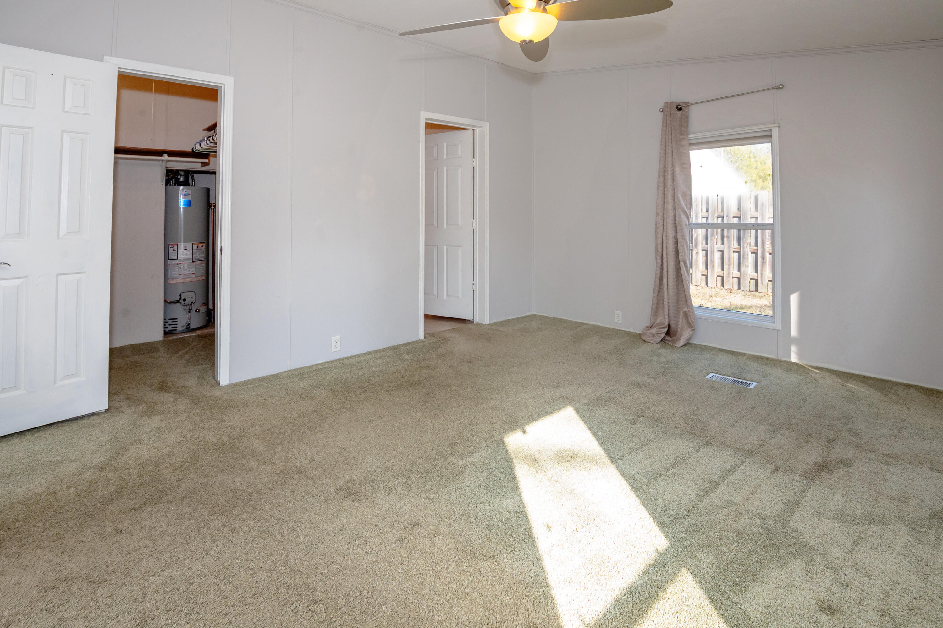 5074 Woodward