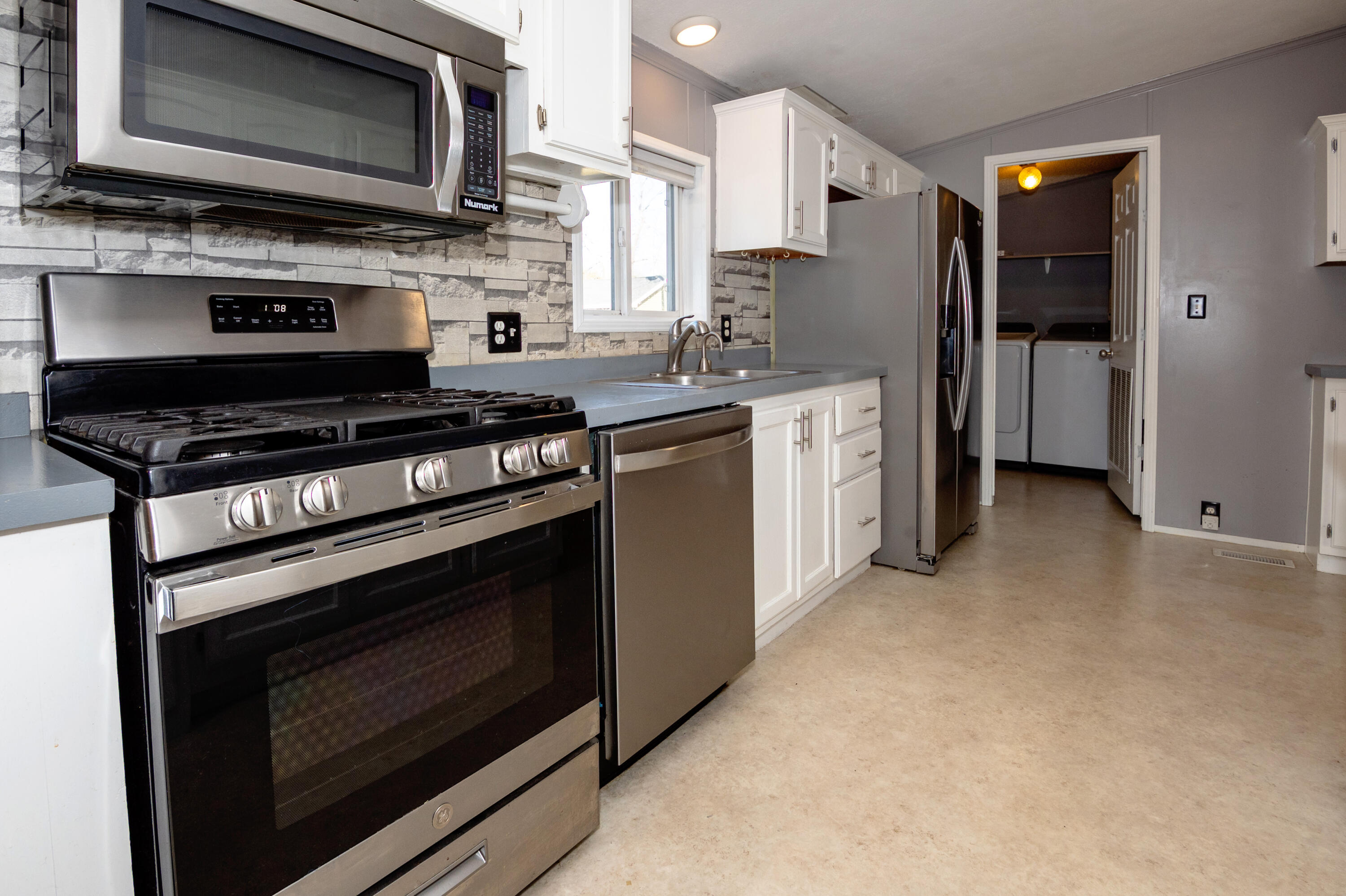 5074 Woodward