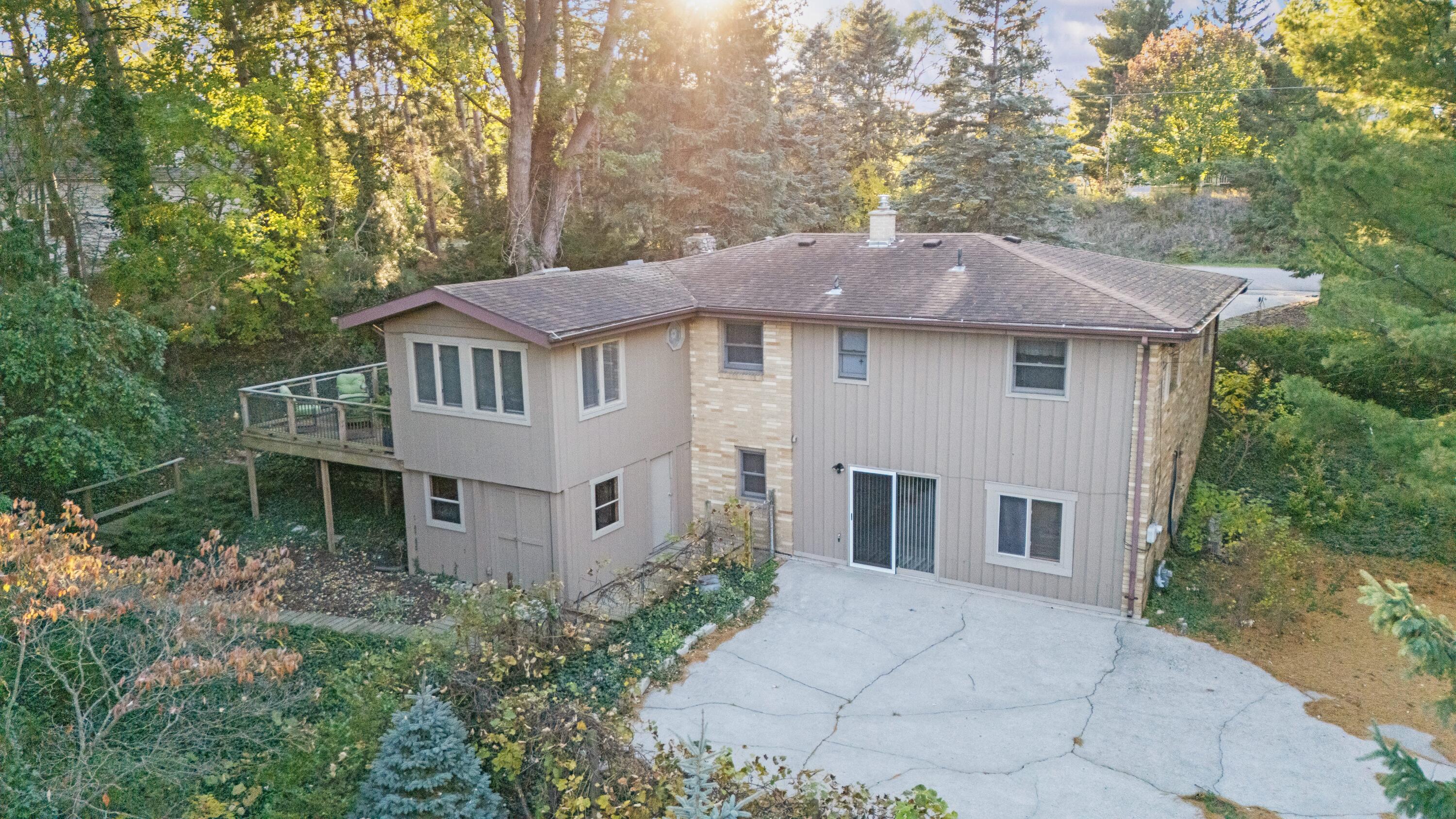4913 Ridge Road