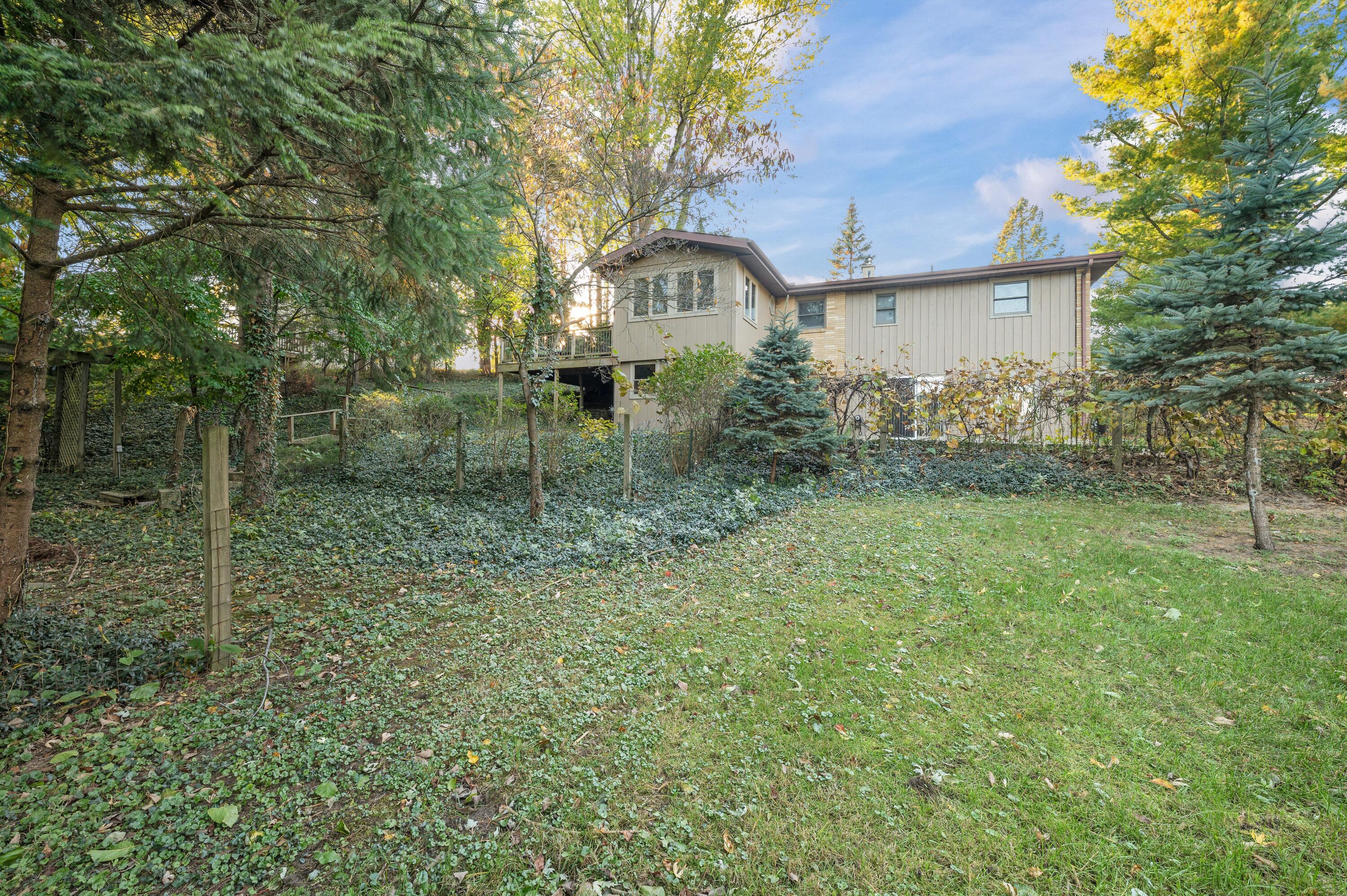 4913 Ridge Road