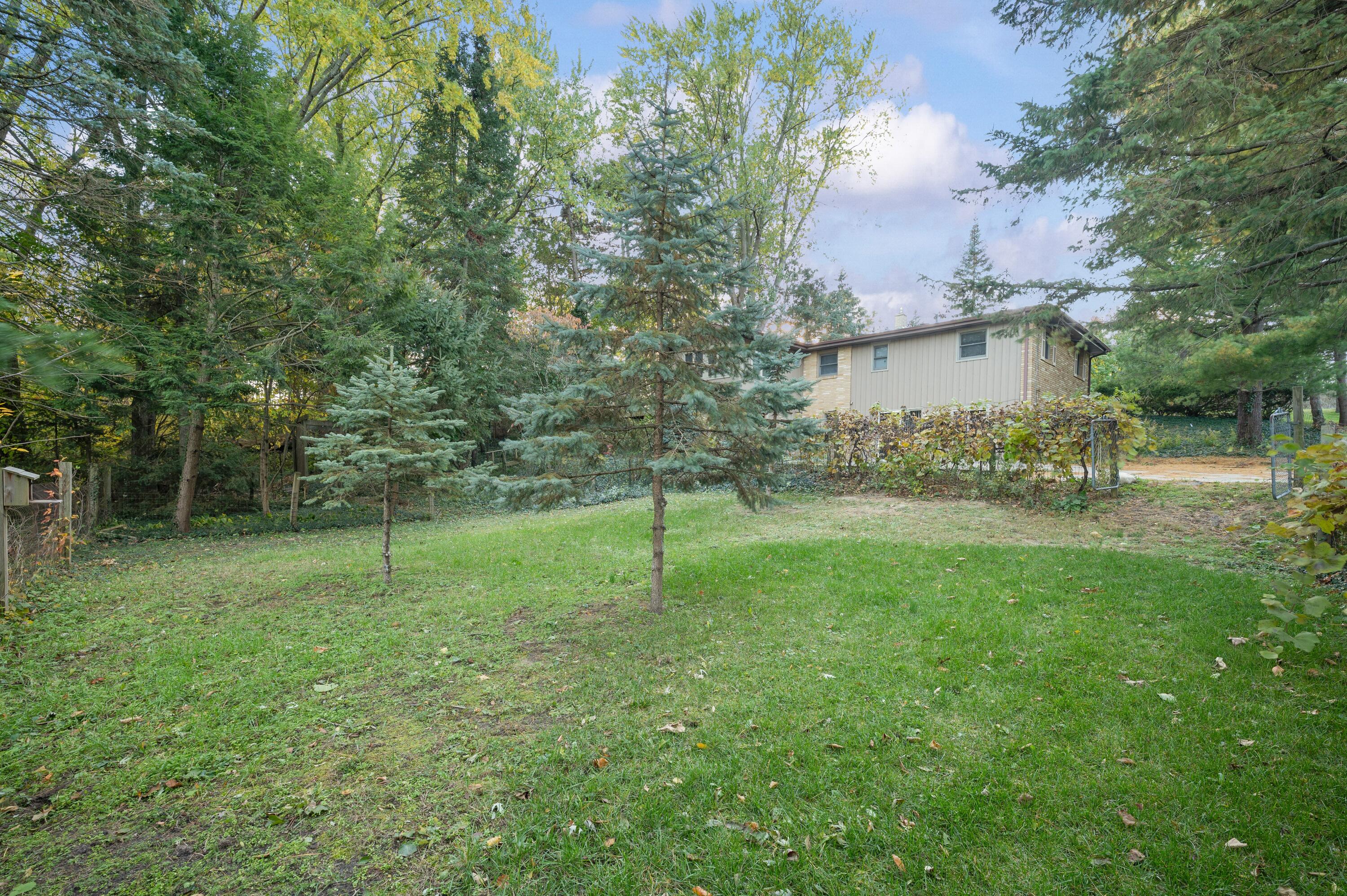 4913 Ridge Road