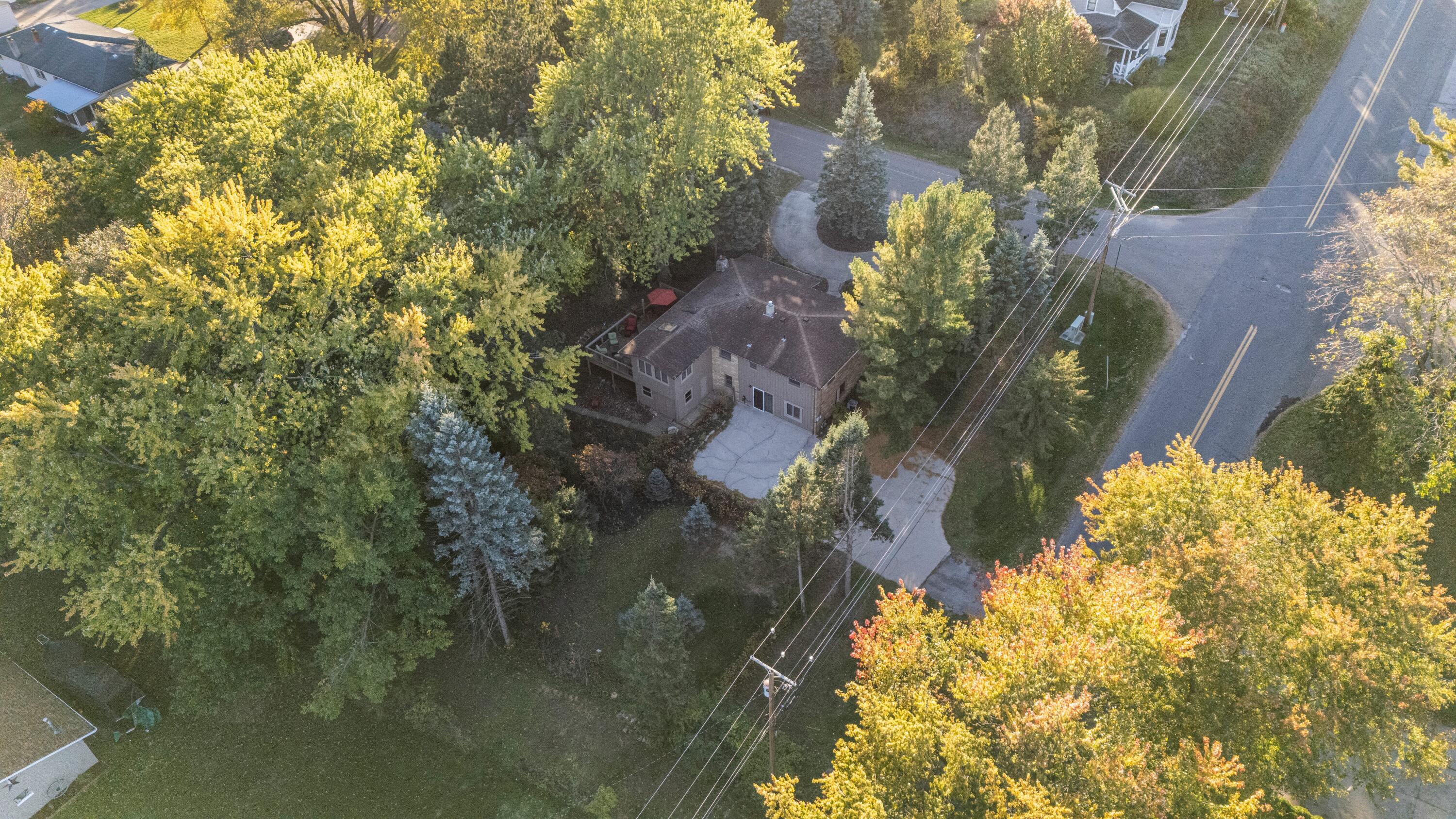 4913 Ridge Road