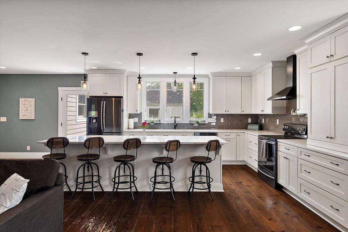 8351 Jericho Road