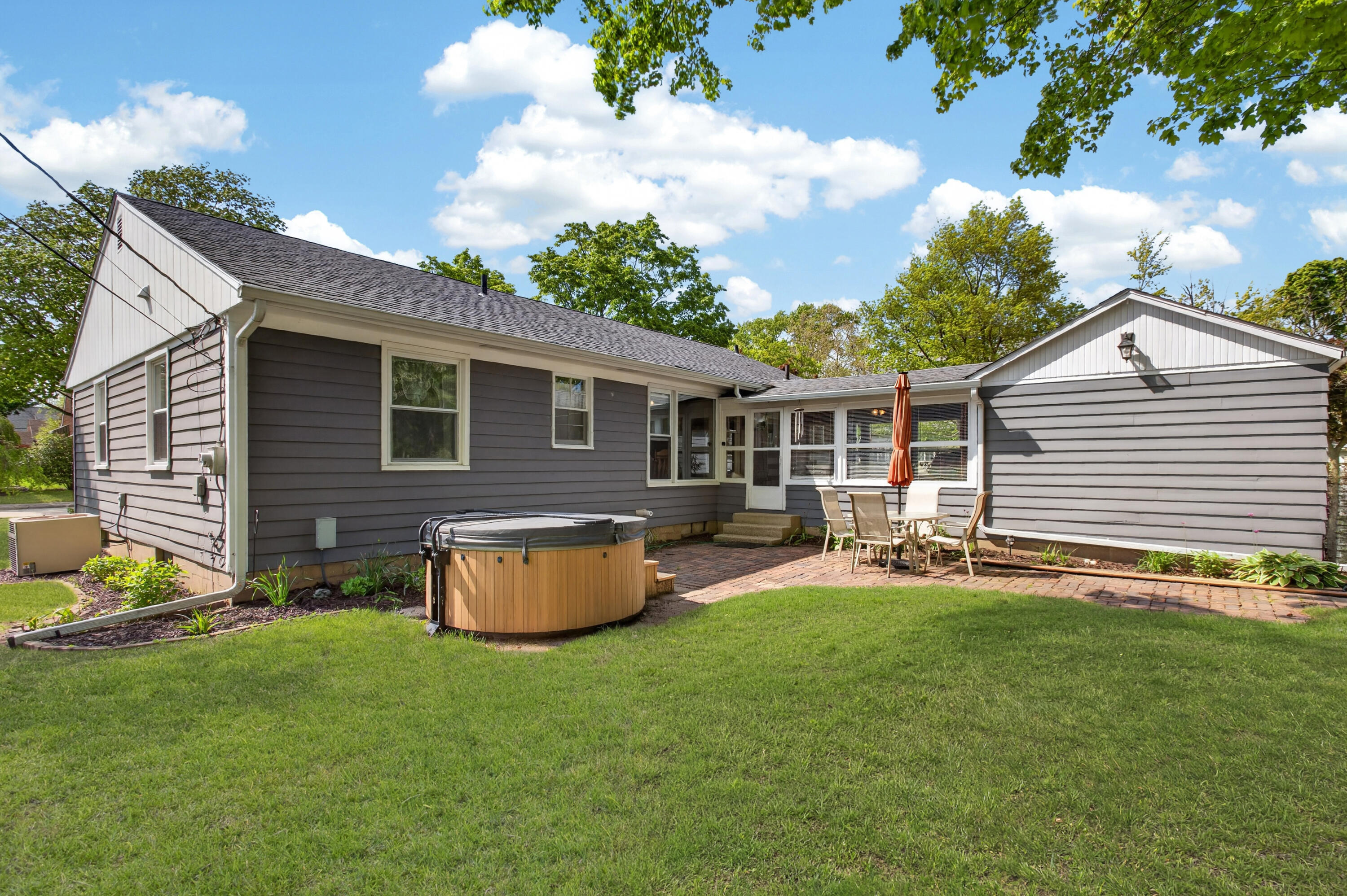 1803 Forres Avenue, St. Joseph
