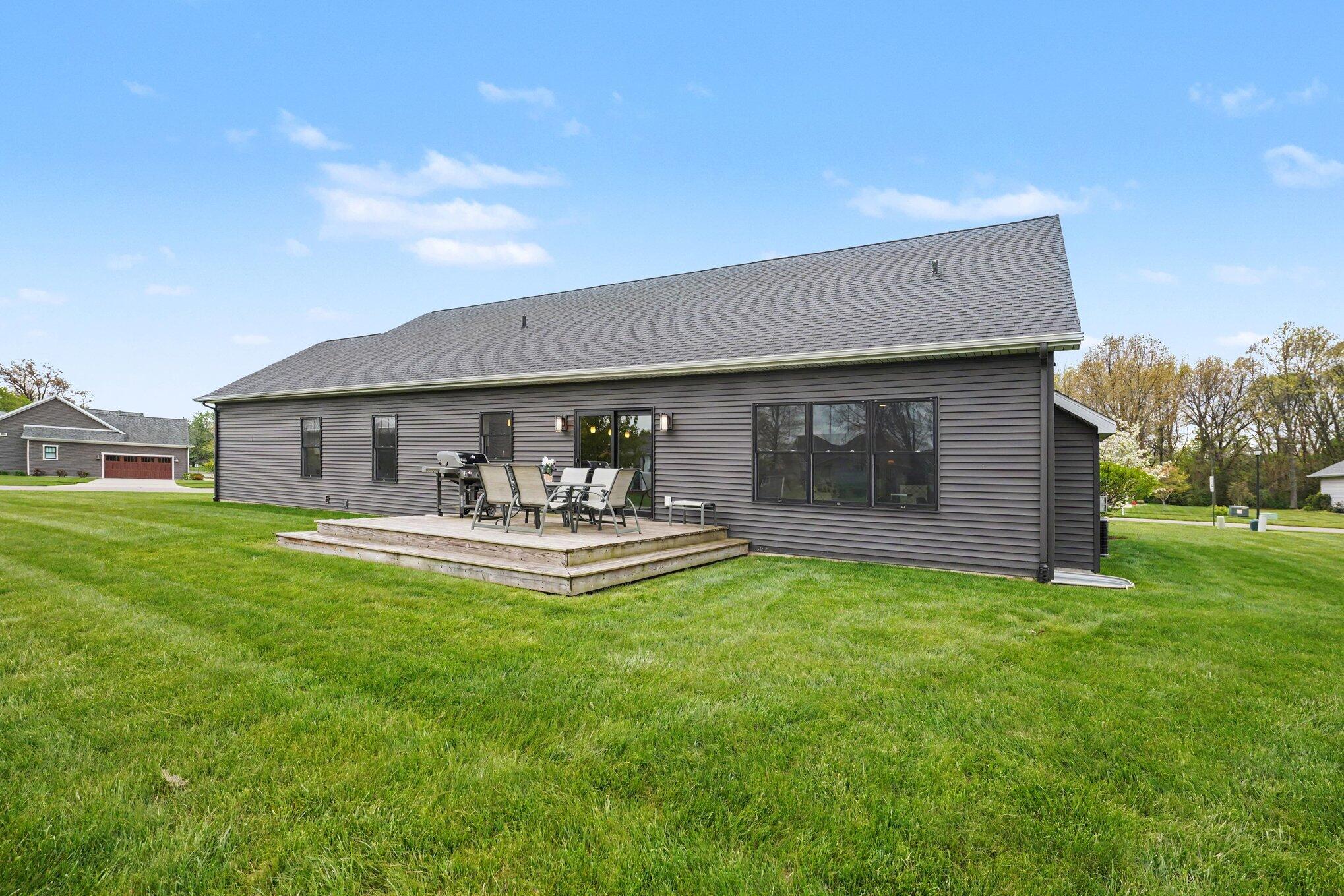 4001 Fox Woods Road, St. Joseph