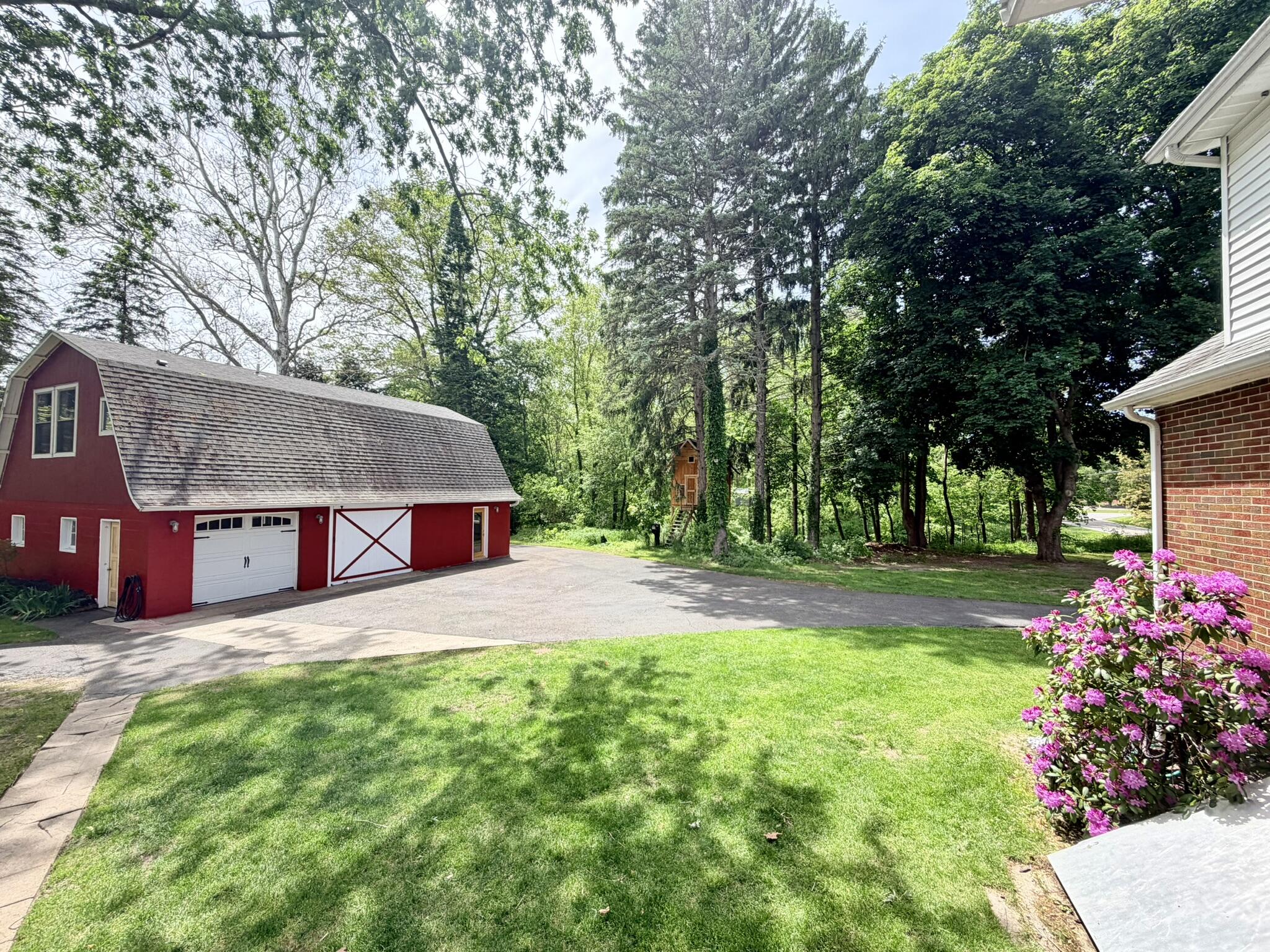 1346 W Marquette Woods Road, St. Joseph