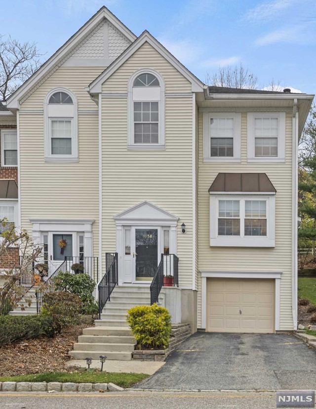 1058 Ash Drive