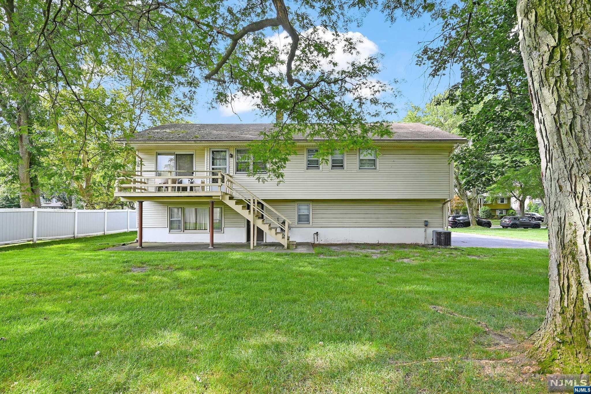 107 Jackson Place