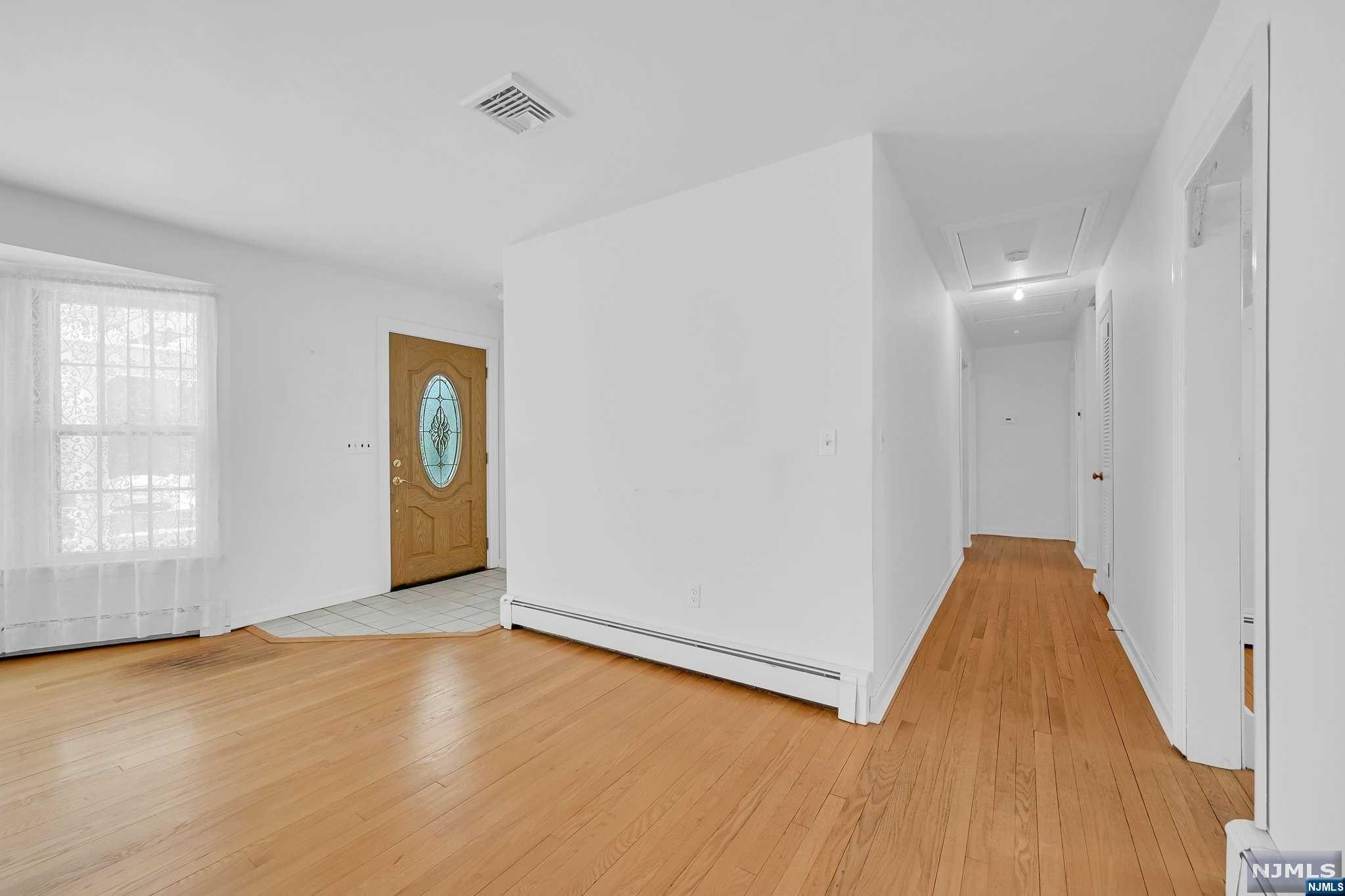 31 Pavonia Avenue