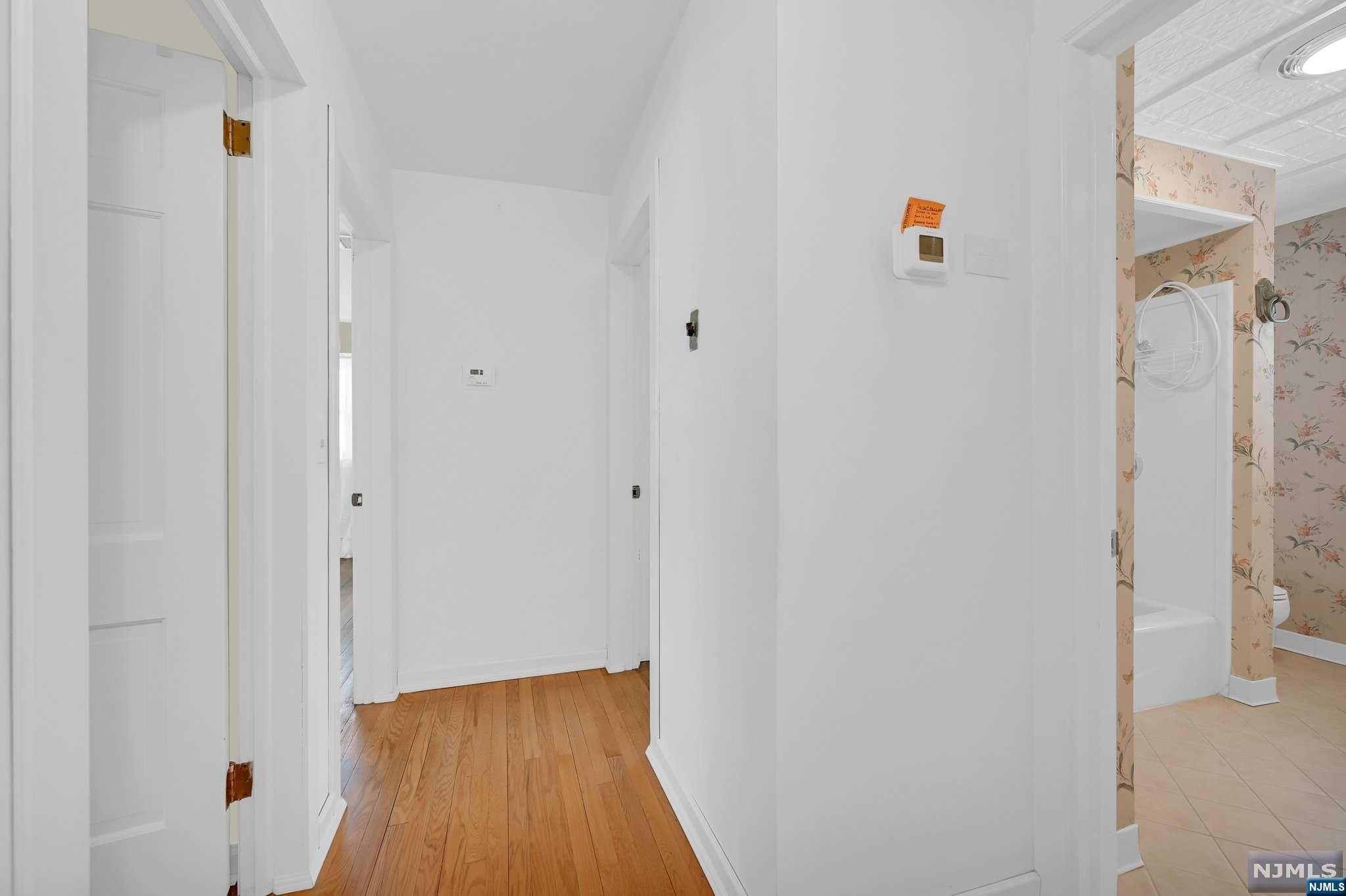 31 Pavonia Avenue