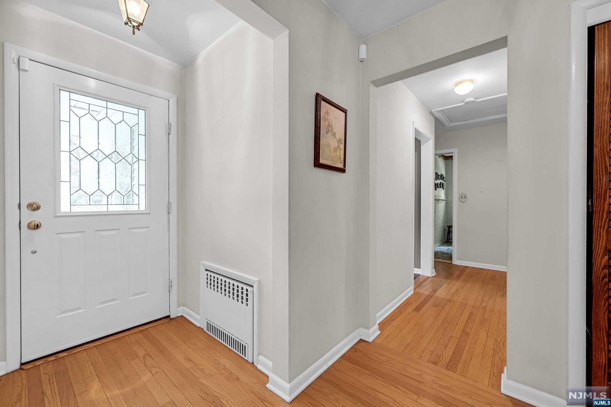 85 Akers Avenue