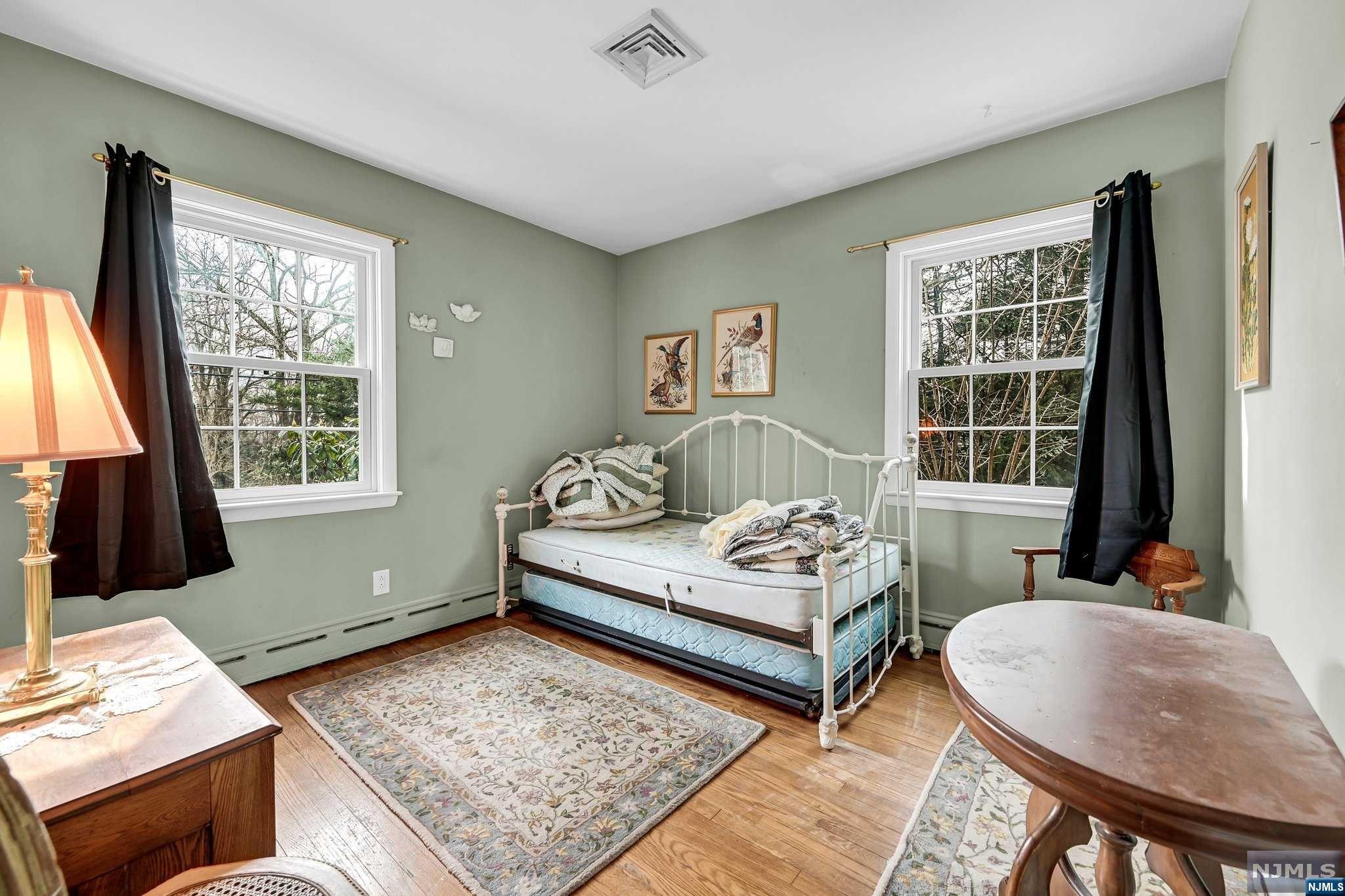 85 Akers Avenue