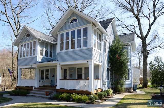 22 Avenue