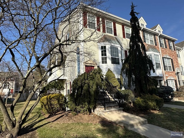 785 Sassafras Court