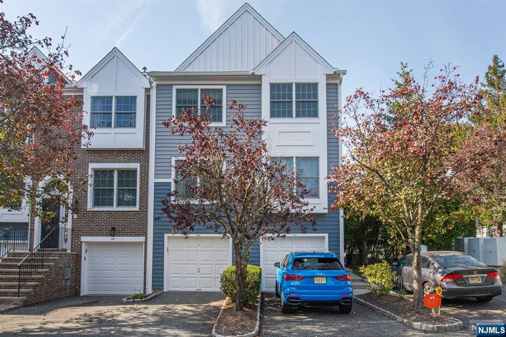 659 Richmond Court