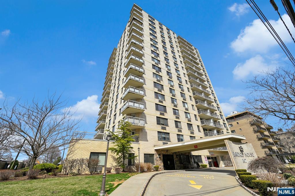 307 Prospect Avenue 3B