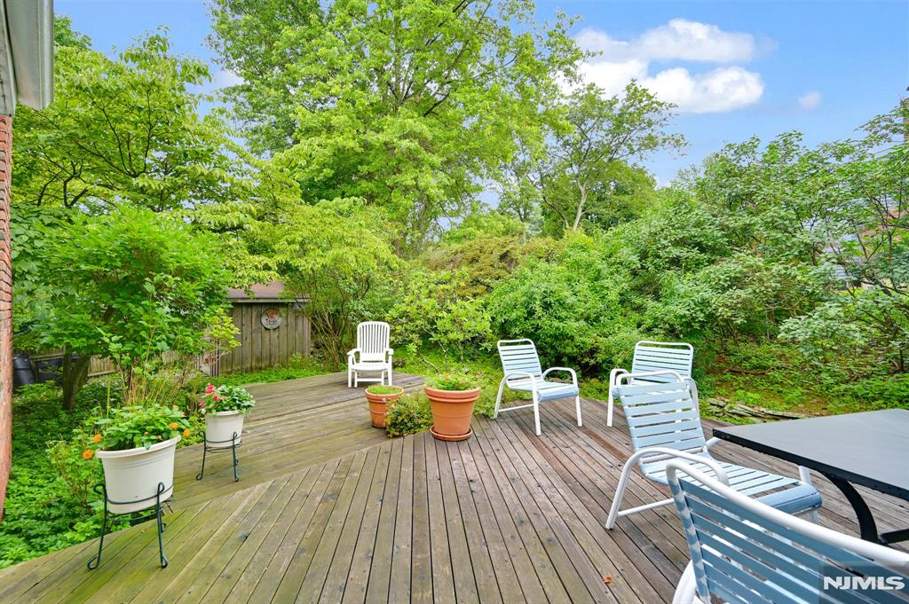 2 Clover Court