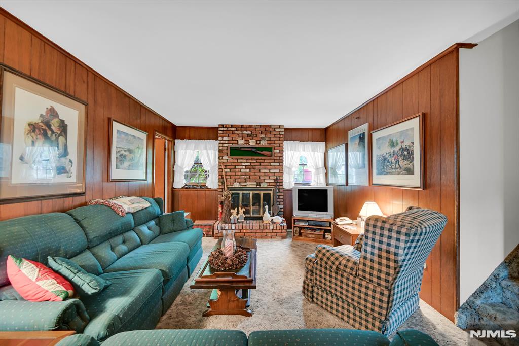 2 Clover Court
