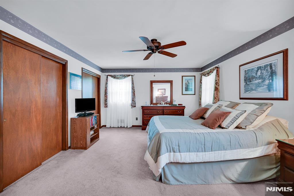 2 Clover Court