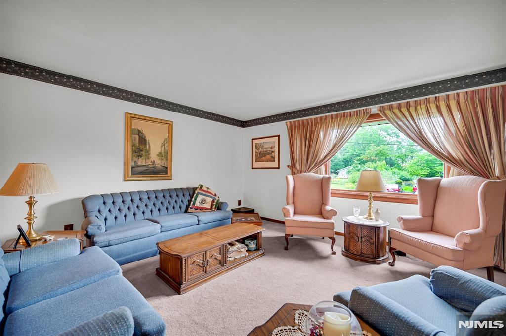 2 Clover Court