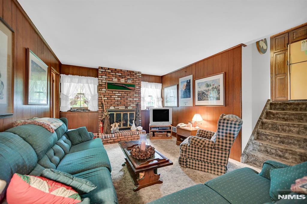 2 Clover Court