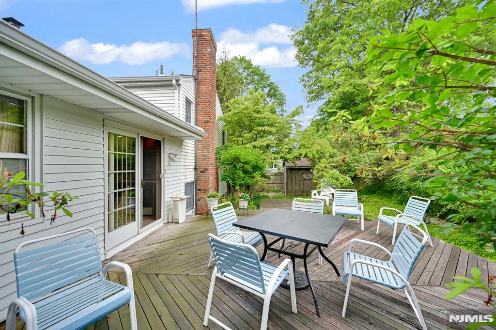 2 Clover Court