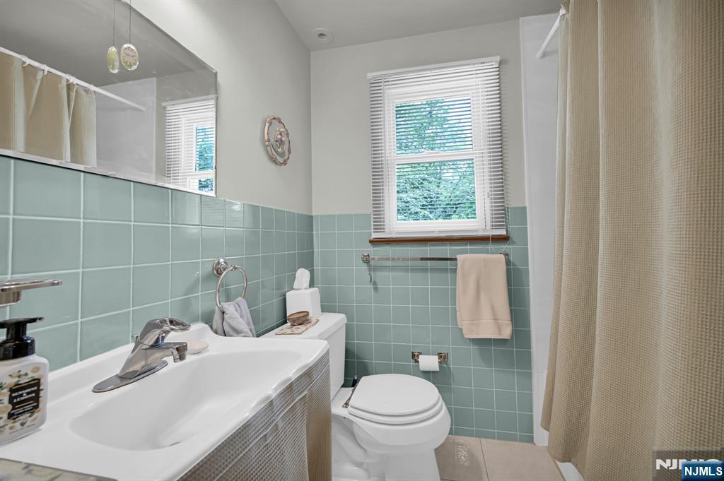 31 Hillside Terrace