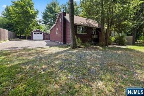 51A N Kinderkamack Road