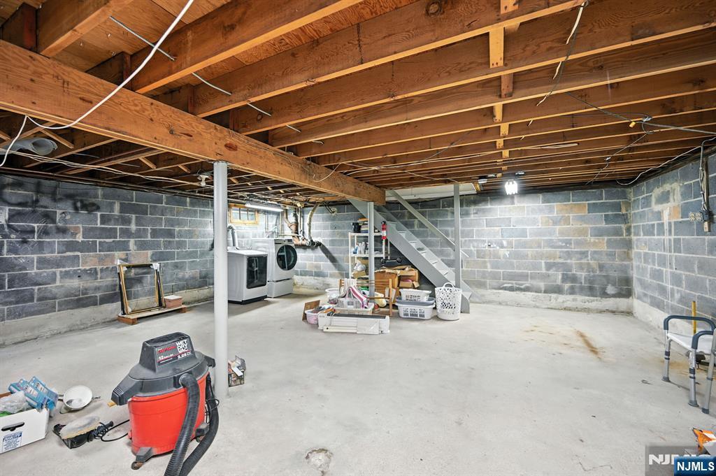 73 Louville Avenue