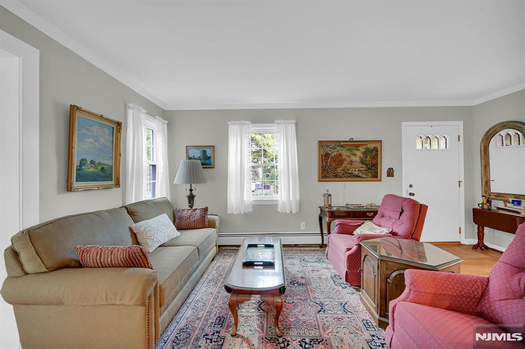 15 W Park Avenue