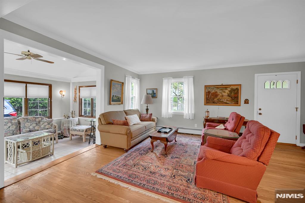 15 W Park Avenue
