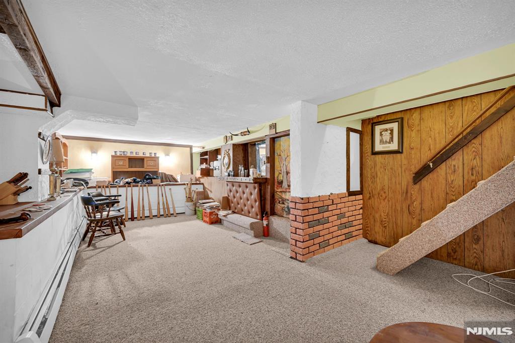 15 W Park Avenue