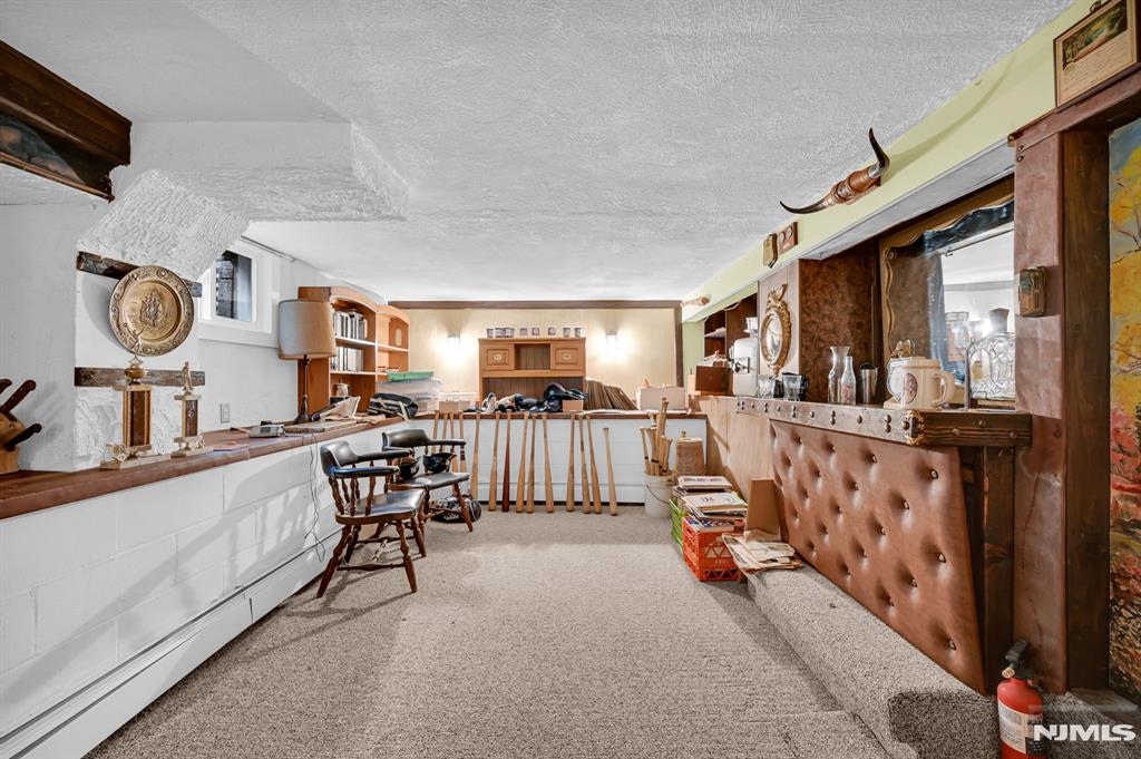 15 W Park Avenue