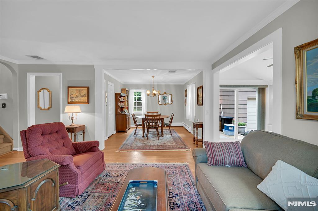 15 W Park Avenue