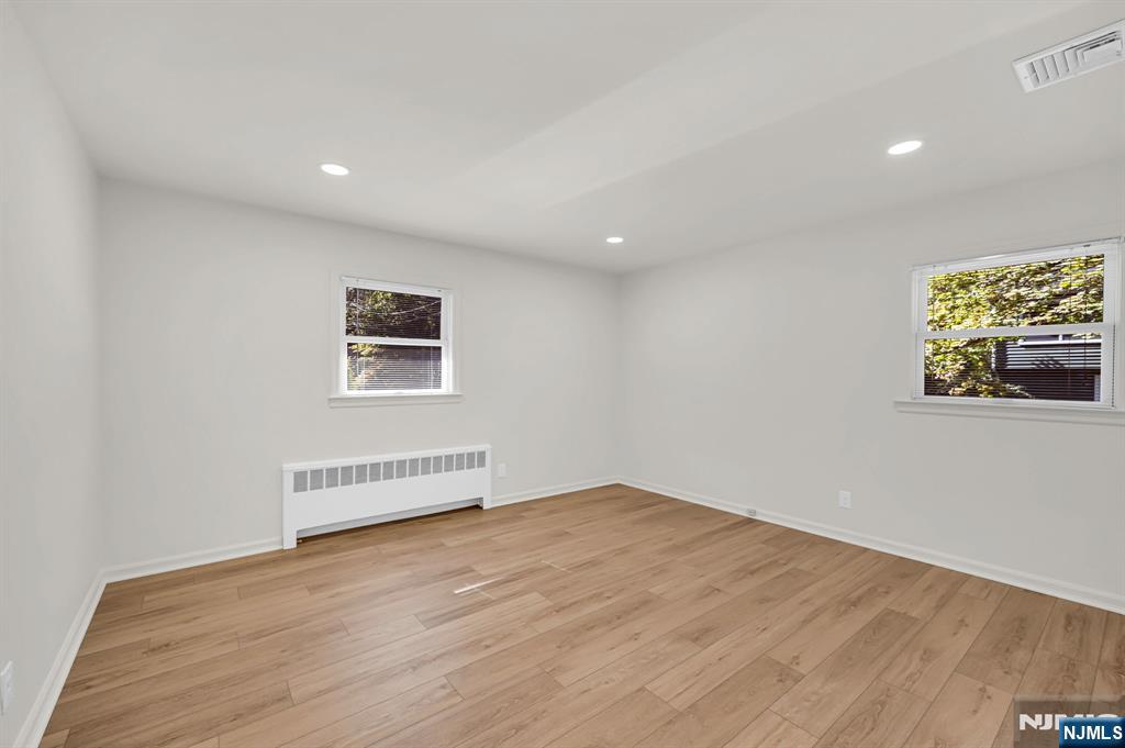 60 Fremont Avenue