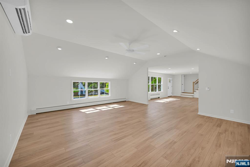 60 Fremont Avenue