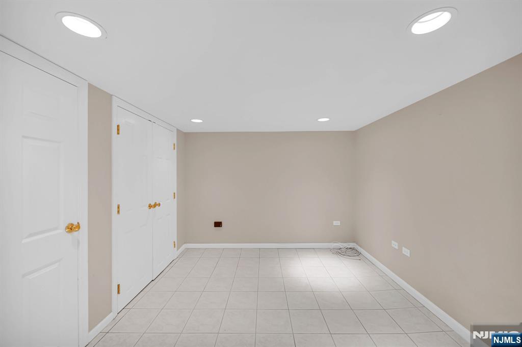 273 Vitmar Place