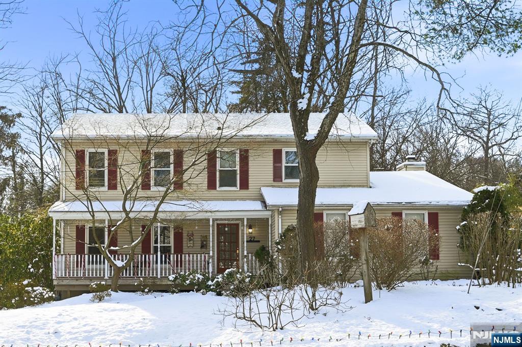 27 Saddle River Road