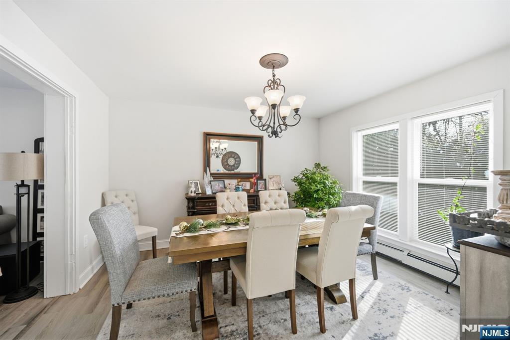 27 Saddle River Road