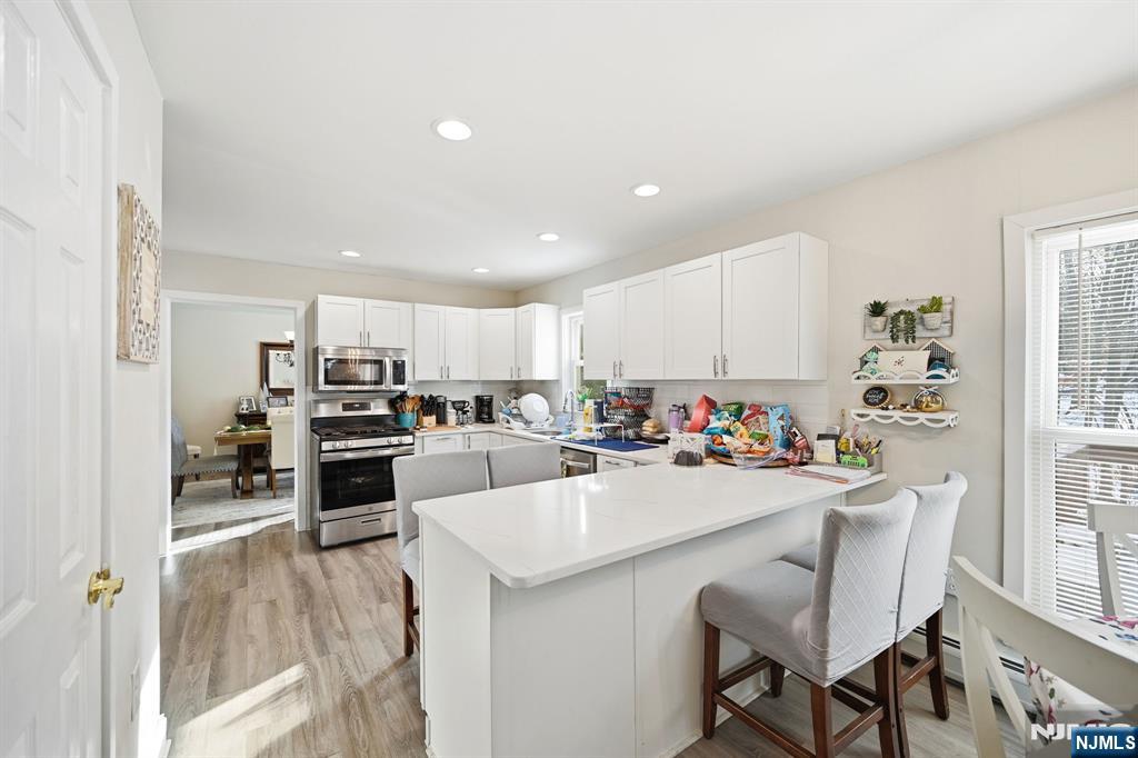 27 Saddle River Road
