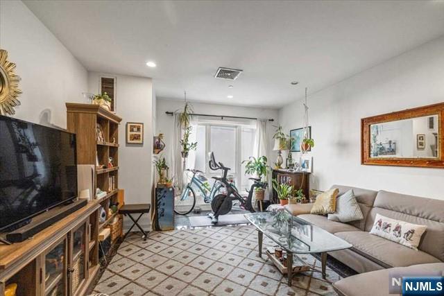 310 Cliff Lane 1H