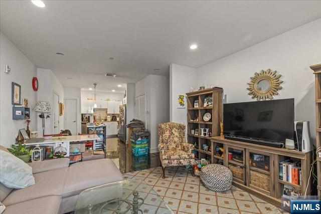 310 Cliff Lane 1H